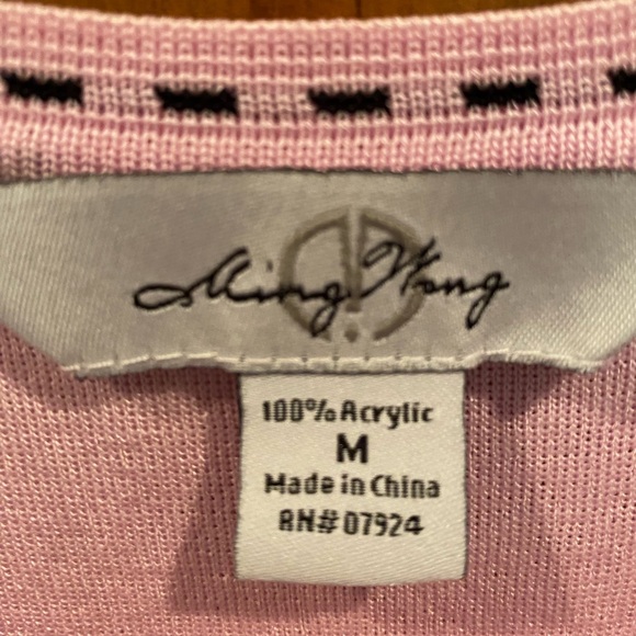 Black long sleeve cardigan with pink shell - Picture 2 of 2